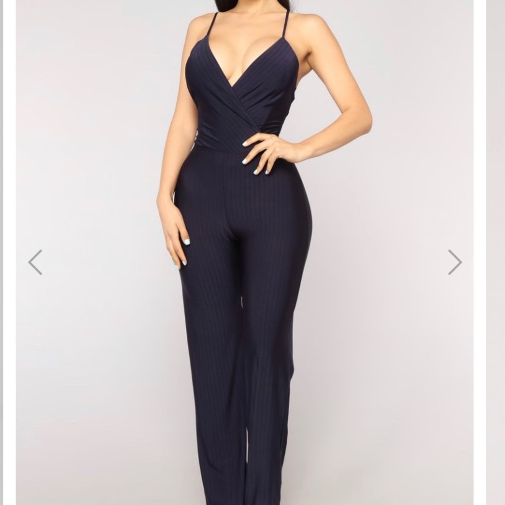 Navy stripped jumpsuit - Picture 1 of 3